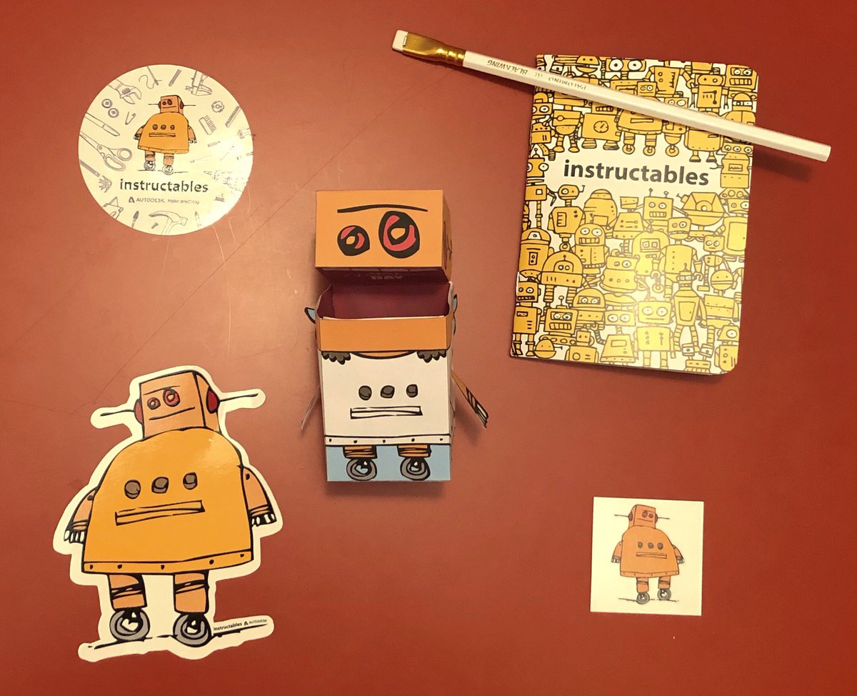PietroBalatti's tweet photo. #RobotCupid is so enthusiastic with its new friends that joined him today directly from @instructables! https://t.co/ofrz223rgI