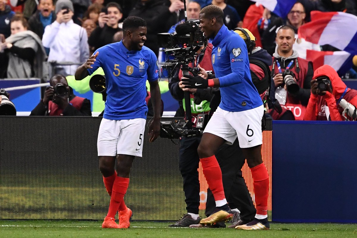 Umtiti y Pogba celebrando un tanto.