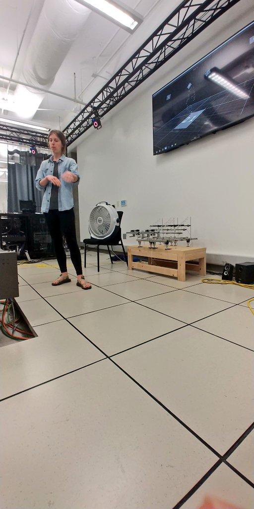 rbVWeLab's tweet image. Top takeaways from a day at the @theWondry with @VWeLabs : &quot;to live a creative life, we must lose our fear of being wrong.&quot; ...and over here, we have a machine designed to trip you as you walk.