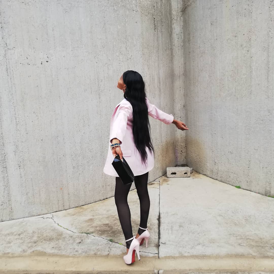 NikitaNaidoo10's tweet photo. Please help me register for my performance in the United States Of America in July 2019 #florida Gelp me Pay for my Visa Application, Flights and extra costs for @newyorkfilm #Model #Dancer #modelTrainer #humanitarian #SouthAfrica @urbancraftmagzw @SpurRestaurant @CyrilRamaphosa https://t.co/C6BAPPu9O3