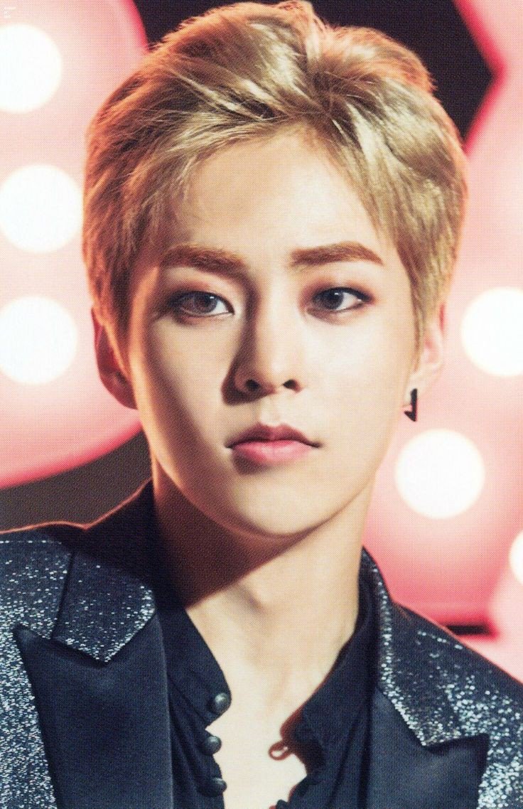 Umin01874136's tweet photo. Hi boy..
Saengil chukka hamnida
My motivation, my moodboster  
Stay healthy, always smile, and be happy boy ♡

Wish you all the best uri appa, uri hyung, uri oppa

Saranghae uri minseokiii~ 😊 #FairyXiuminDay
@weareoneEXO https://t.co/wC8qFWhkvB