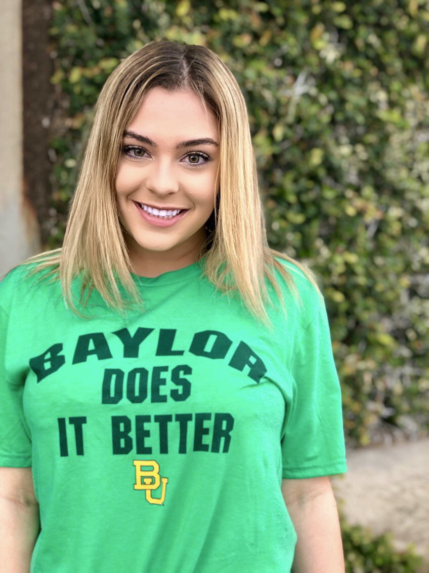 barefootwaco's tweet photo. It's Monday and you know what that means.. @baylorwbb GAMEDAY in Waco! G O O D L U C K Lady Bears!🏀💚  #shopbarefoot #ttt #siccal #baylornation #baylor https://t.co/OBh945dRCC