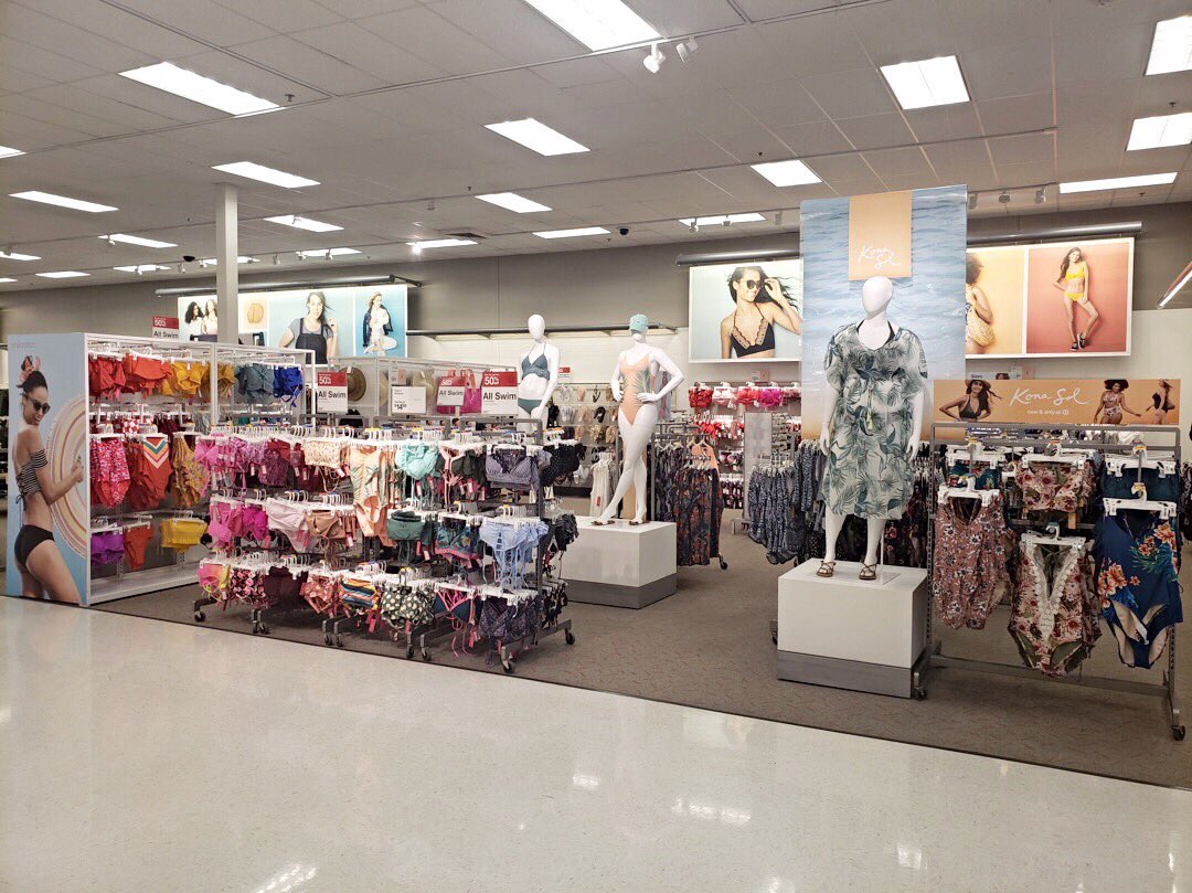 shaheedAtTarget's tweet image. Splish Splash 💦 Over to Target @ Oxford Valley where we have BUY 1, GET ONE 50% Off Swim Attire for your entire Family! Men, Women, Girl or Boy all on sale! No matter what your swimwear Style is, We’ve got you covered! Just Come see 1 Of our many Style Consultants 4 assistance!