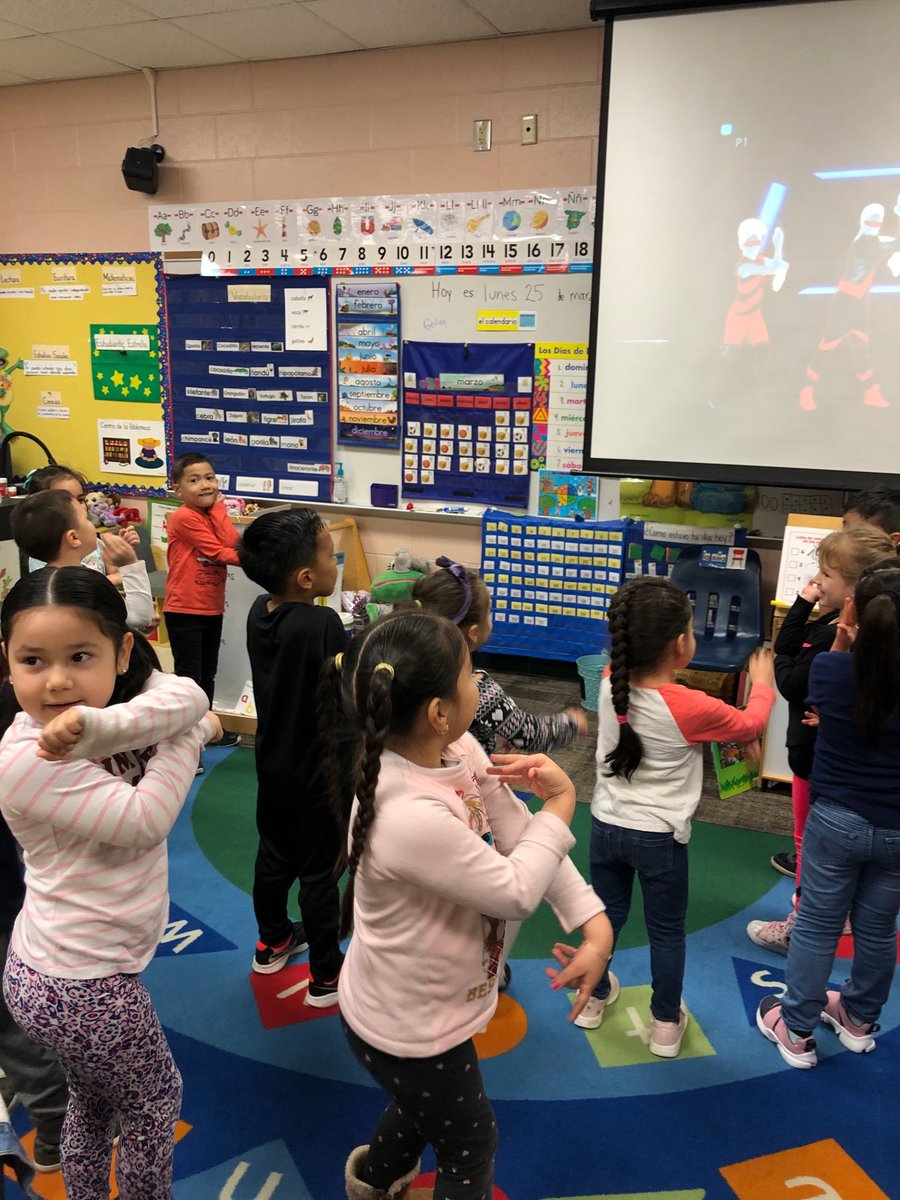 Growing our brain with movement. #ThisIsTexasPreK <a href="/PreKHE_DeLaCruz/">Mrs.De La Cruz</a>