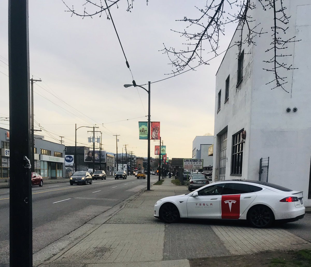 Angel Eyes 🇨🇦🍁 tweet media