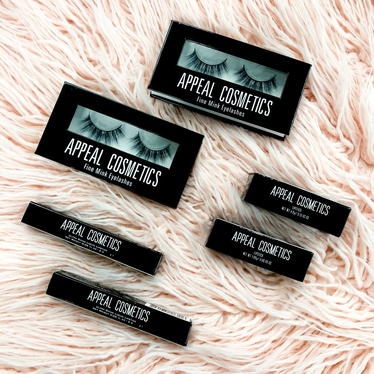 BACK TO BACK GIVEAWAYS! 'Cause we love ya that much π You know the drill:
1. Follow us
2. Follow @AppealCosmetics
3. Like & RT this photo
4. Tag 2 besties
3 winners will be selected & announced tomorrow 3/26 @ 4:30PM! #Boxycharm #Giveaways #BoxyRose