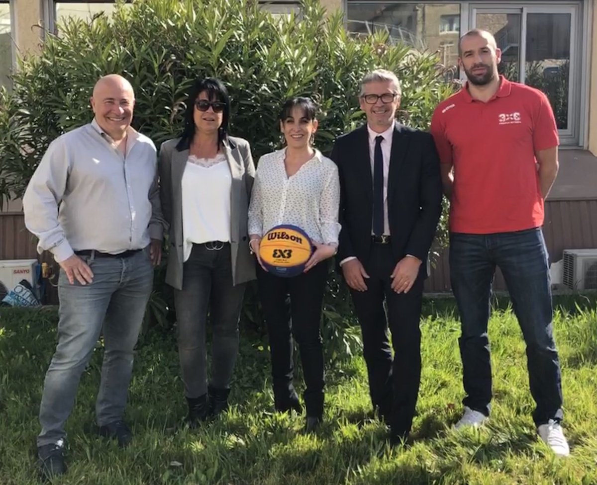 Pour la 3ème année consécutive, la Team <a href="/GRDF/">GRDF</a> sera partenaire de <a href="/Riviera3x3/">French Riviera 3x3</a> dans l’organisation de l’Open Start <a href="/ffbasketball/">Fédération Française de BasketBall</a> à <a href="/VilleDeToulon/">Ville de Toulon</a> et l’Open Plus à <a href="/villedhyeres/">Ville d'Hyères</a> ! Et grand merci à <a href="/ErickMASCARO1/">Erick MASCARO</a> et <a href="/05Rez/">Alexandre Hassani</a> pour l’accompagnement dans le développement du <a href="/FIBA3x3/">3x3 Basketball | FIBA3x3</a> 😎