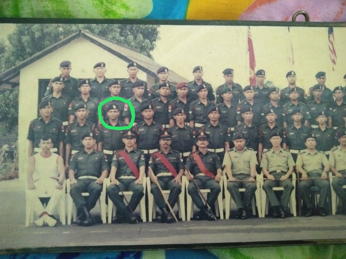 ezian270's tweet photo. I just wanna say that i really miss you dad 😔🌷.Moga Allah tempatkan di kalangan org2 beriman. Aamin 

Tenang dan damailah dialam sana
Sargent Mohamad Rodzlan Bin Abdul Rahim 💞. Al-Fatihah . https://t.co/gKXb1XGrsY