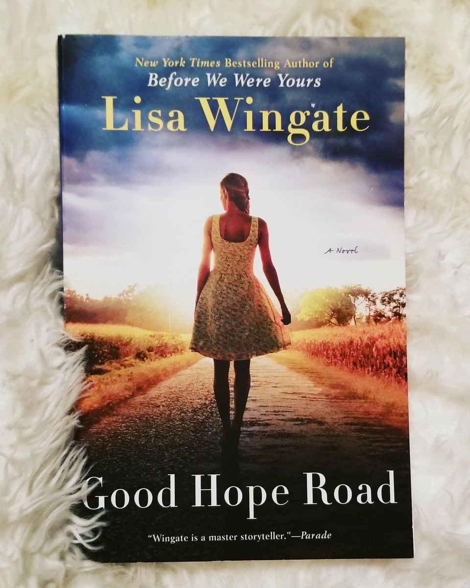 atgeiger11's tweet photo. #airplanereading
#iamreading
#goodhoperoad
By #lisawingate
#vegasbound https://t.co/U54wcDGf6x