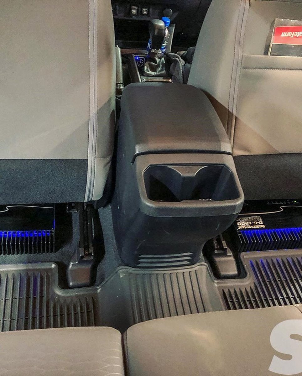 caraudiova's tweet photo. #soundwavecustoms #2018 #toyota #tacoma #truck #audio #system #upgrade #custom #fabrication #customization #amplifier #speakers #subwoofers #built #custombox #subenclosure #caraudio #mobileelectronics #hamptonroads #757 #norfolk #chesapeake #virginiabeach #retaileroftheyear #bes https://t.co/3VPuniowjT