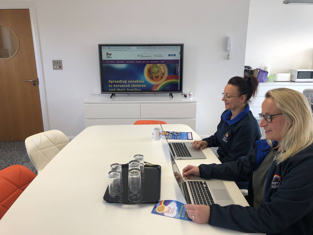 The Bucks Masonic Centenary Fund announced their support for Harry’s Rainbow, a charity, which supports siblings and parents who have suffered a child bereavement. The charity needed a grant of £1898 to replace two aging and unreliable laptop computers which the BMCF replaced.