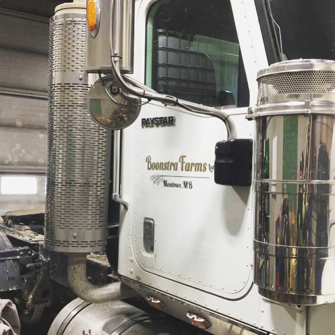 highptdesigns's tweet photo. Tis the season for those semi decals! ☀️ Did you know we offer design &amp; installation services ? #highptdesigns https://t.co/11iWKInBpe