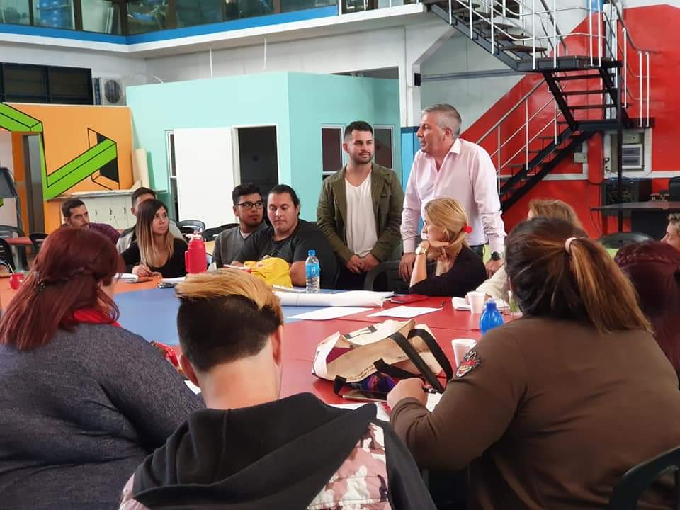 AColicignoOk's tweet photo. AHORA.
En #Citlam junto a miembros del envión "Podes" trabajamos para poder sumar robótica a sedes del distrito.

@magariovero
@FerEspinozaOK 

@Matanzacitlam https://t.co/BNHpw0S9CU