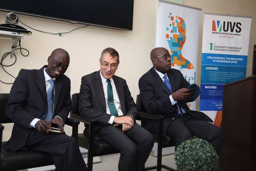 mbenguekarim1's tweet photo. Signature convention de partenariat entre le @GroupeSonatel et l’Université Virtuelle du #Sénégal (@UVS_Senegal). Objectifs: renforcer le #numérique éducatif au #Sénégal (programme d'échange avec #SonatelAcademy  , Accés #internet ...)
#Kebetu #Sonatel https://t.co/Fa7C729fsL https://t.co/sSQZRTTs9d