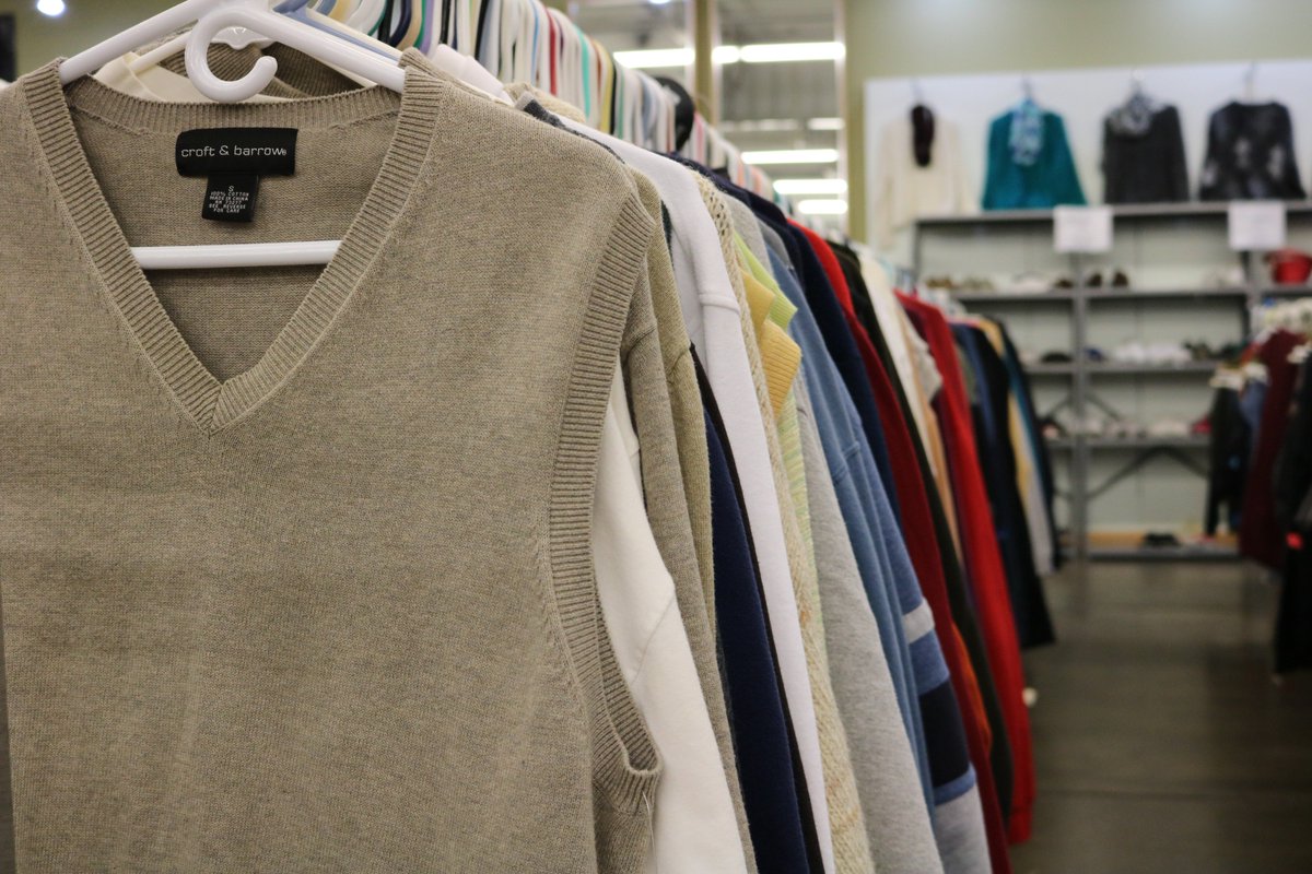 BlueJacketInc's tweet image. Don't miss our Blue Jacket Clothing Company sweater blowout! All men's and women's sweaters in the store are $3.50 or less!!! Through March 28th. 2826 South Calhoun. Hours are 10 a.m. - 5 p.m. #clothes #sale #style #shop