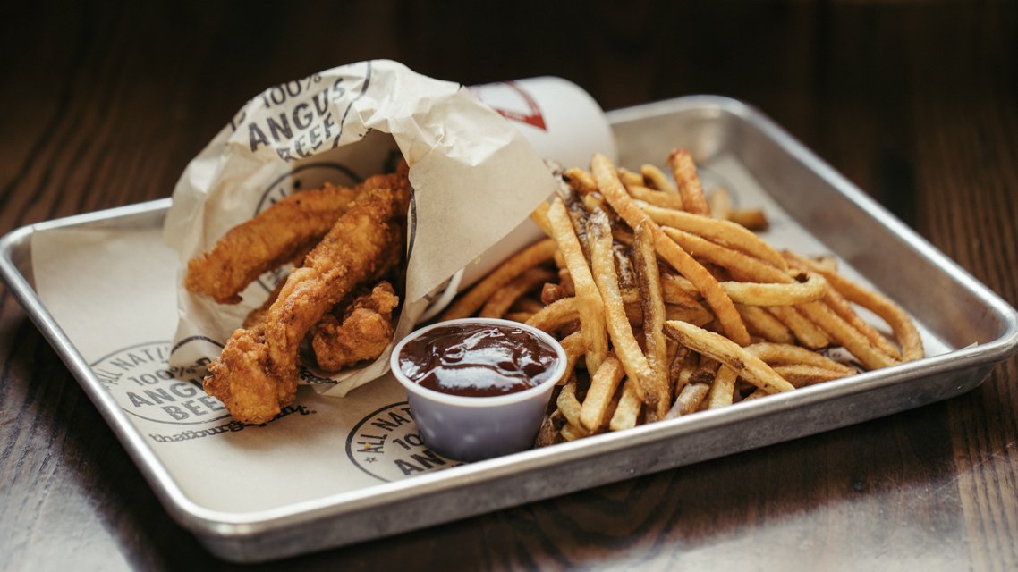 ThatBurgerJoint's tweet photo. That chicken is always juicy, all natural, all white breast meat, lightly battered in house. #thatburgerjoint #tbj #thatchicken #themtenders #chickentenders #fastandfresh #fresh #neverfrozen #delish #oberweis #mmm https://t.co/S0E2uBeGZK