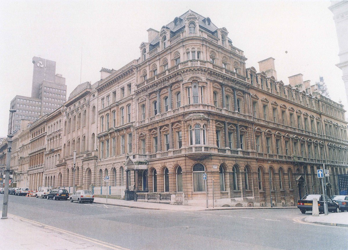 55colmorerow's tweet photo. In 1980, Barclays Bank proposed a redevelopment of 55-73 Colmore Row.
Despite the local planning authority calling for greater retention of the building’s structure, permission was granted to retain the façades and the Banking Hall but demolish the rest of the buildings #55Facts https://t.co/I5l5ZypmYF
