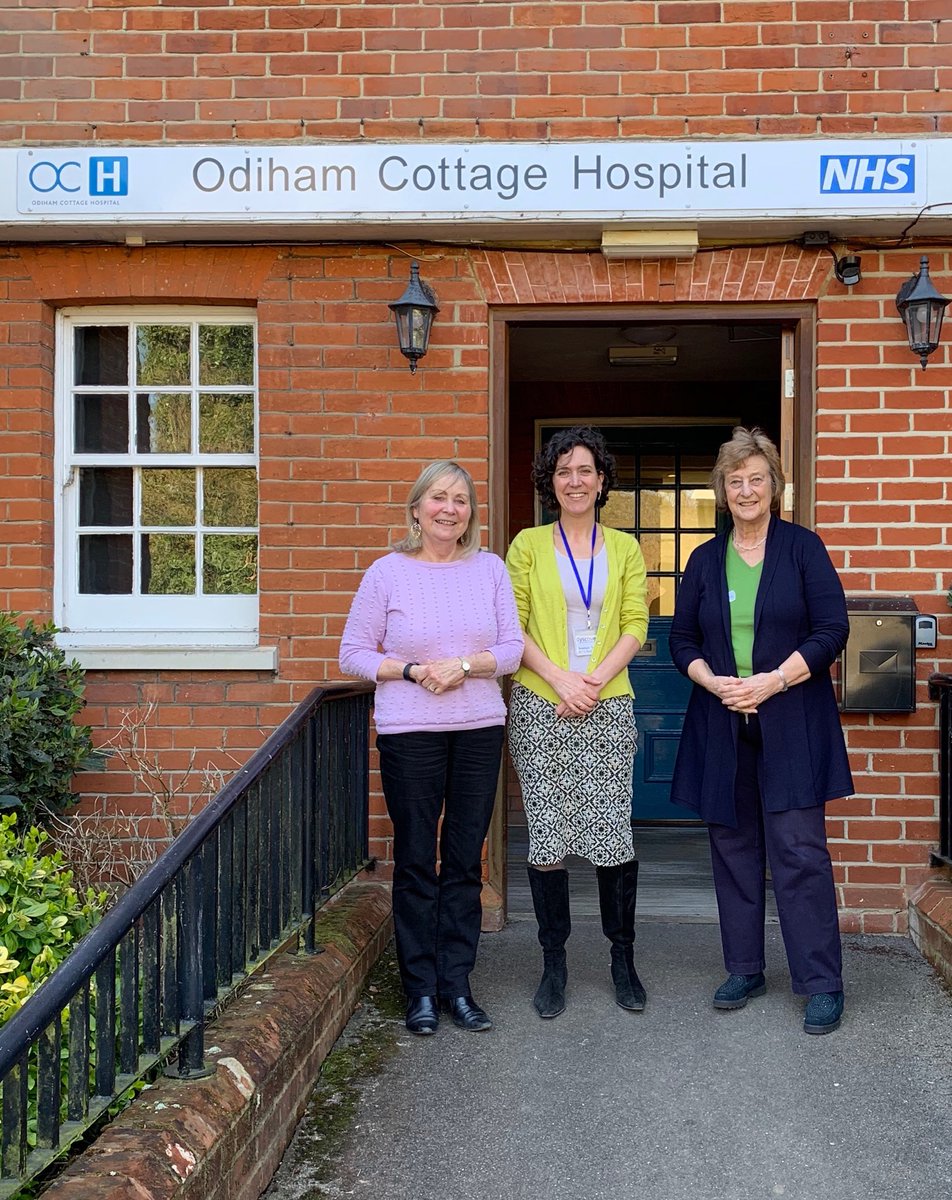 RosemaryTowns15's tweet photo. Many thanks for a warm springtime welcome from Odiham regional #PPA group ⁦@RareDementia⁩. Good to hear #PPA #stages update from ⁦@cjdhardy⁩ &amp; talk about the practical support &amp; #ConversationPartnerTraining  approaches we have developed ⁦@dyscoveraphasia⁩ https://t.co/mjAfj8EeB7