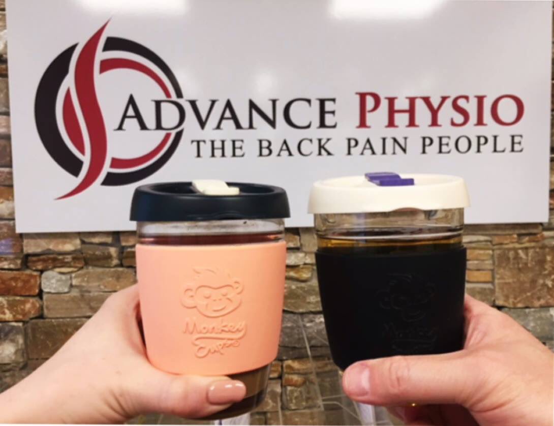 MonkeyCups1's tweet photo. #MondayMotivation #coffee break #AdvancedPhysio #Waterford putting their #MonkeyCups #reusable cups to good use! Thanks for coming on board @PhysioWaterford together we can turn the tide on #singleuseplastic #disposable cups. Have you got yours yet?
#ChoosetoReuse #eco #green https://t.co/GT3uBdYDJD