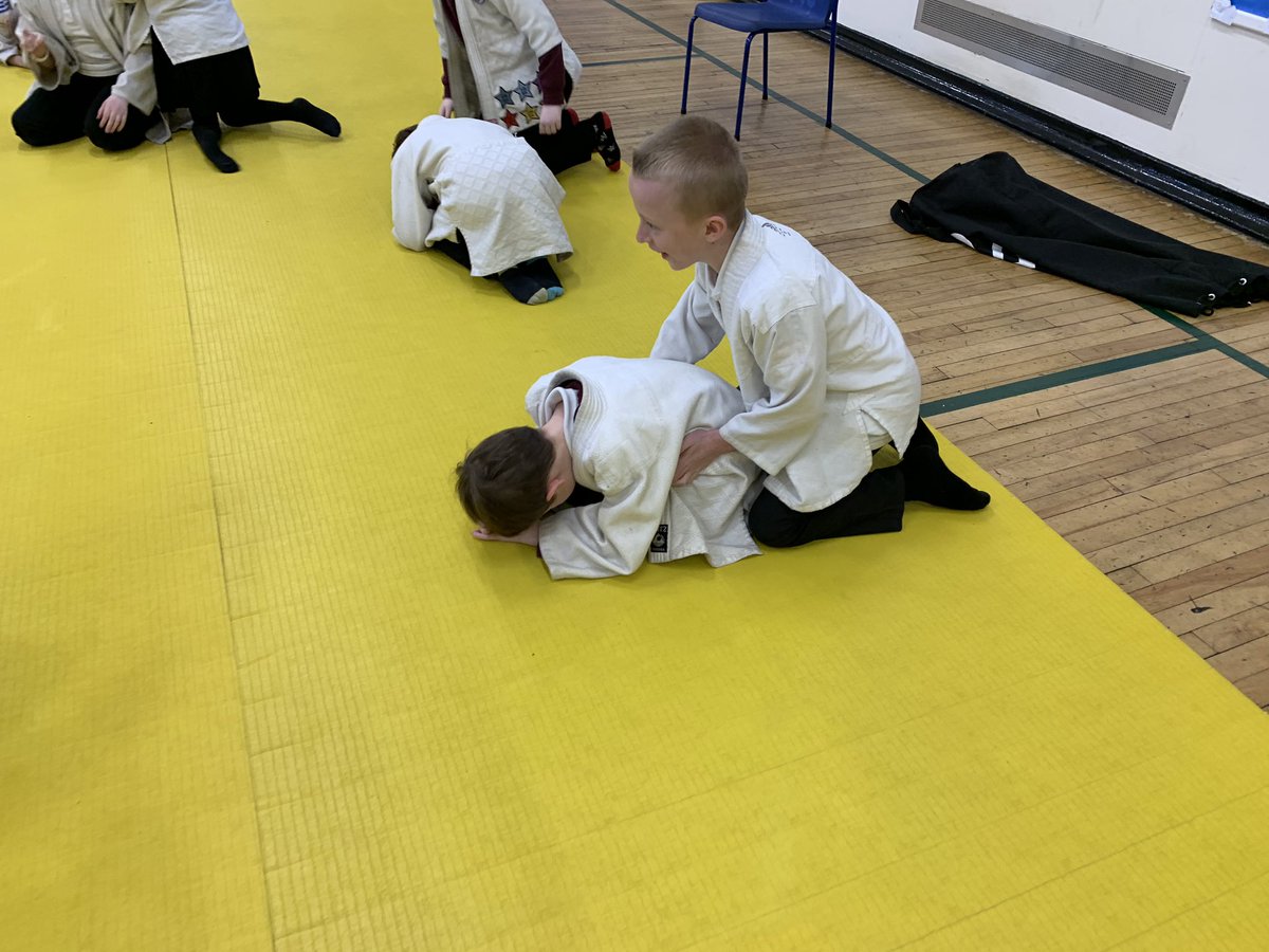 MrsCraikWQ's tweet photo. What a fantastic morning we had thanks to our judo taster session. It was so much fun! We learned lots of moves and tried them out on our friends. Every single person left with a smile on their face. Leaflets are home in bags for more information about the judo club. 🥋 https://t.co/4Rs93f4f9b