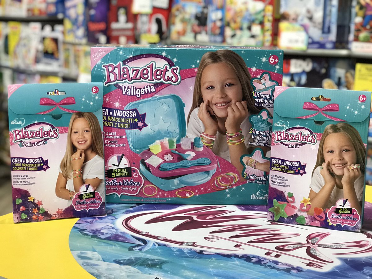 Neverland_Gioca's tweet photo. Crea i tuoi gioielli con la nuovissima linea di #Blazelets🎀 Divertiti a comporre i tuoi gioielli e a portarli sempre con te!💖 corri da #NeverlandGiocattoli🦄 https://t.co/WXacTFHrPW