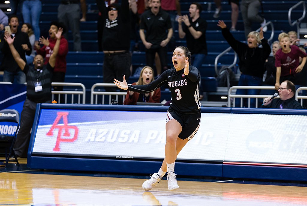 NCAADII's tweet photo. One week after hitting the game-winning shot to send Azusa Pacific to the #EliteEight🏀, Lydia Nieto is still overcome with tears and shock: https://t.co/XGRlE5y4hn.

#D2Hoops / #MakeItYours https://t.co/fArGDJTeHb