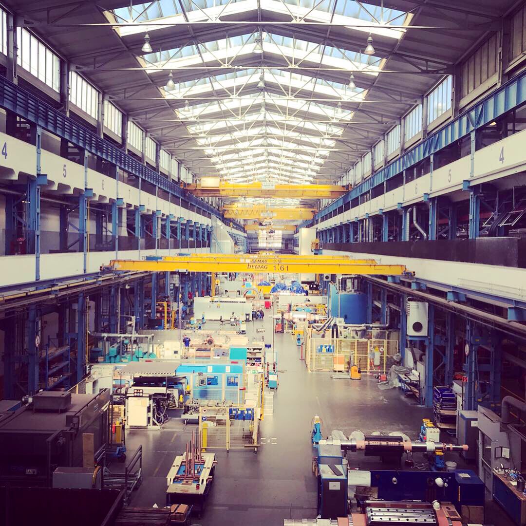 YasharAzad's tweet photo. Beautiful historical industrial architecture in #Siemensstadt! It could be the perfect place for something special @NeikeCedrik @RigbyKarina #Dynamowerk #coolthinksforcoolkids #BerlinCrew #MeinKiez https://t.co/LXbCcP6E9D