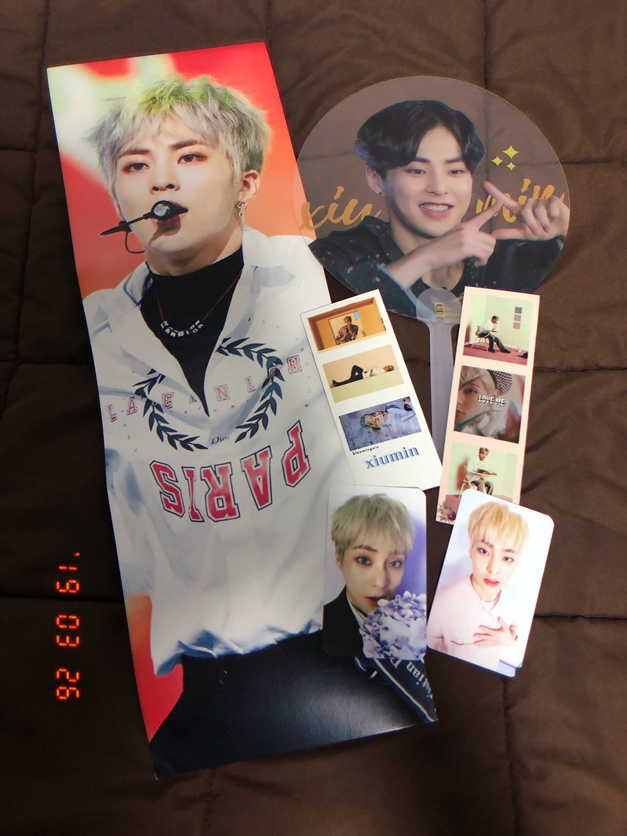 jongbaechen's tweet photo. Thank you @bloomingxiusg for organising this event!! Really love the  pretty decorations!! 😍 #bloomingxiu0326 #FairyXiuminDay #Happyxiuminday https://t.co/chrIRGNFM5