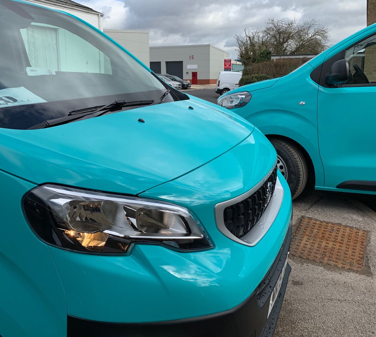 MediafleetLtd's tweet photo. Take a look at this comparison for changing the colour of a fleet vehicle - it makes interesting reading...
https://t.co/kstr9vn7u9
#Mediafleet #WrapidCoat #spray #vinyl #fleet #branding #business #development #news #marketing #automotive #advertising #paintisdead https://t.co/Ufxiv4kiwd
