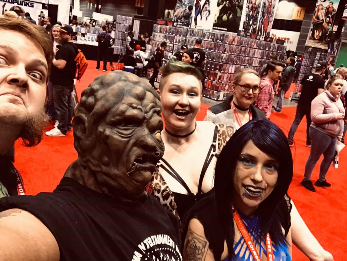 Puffyclouds314's tweet photo. It was such an honor to be able to work with the Troma team at C2E2 this year. Thank you so much for having me, and everything! It was a dream come true getting to hangout with @lloydkaufman and meeting fellow fans all weekend. (Next stop, a Troma film😉) @TromaArmy @TromaRon https://t.co/AWb0YRGXiy