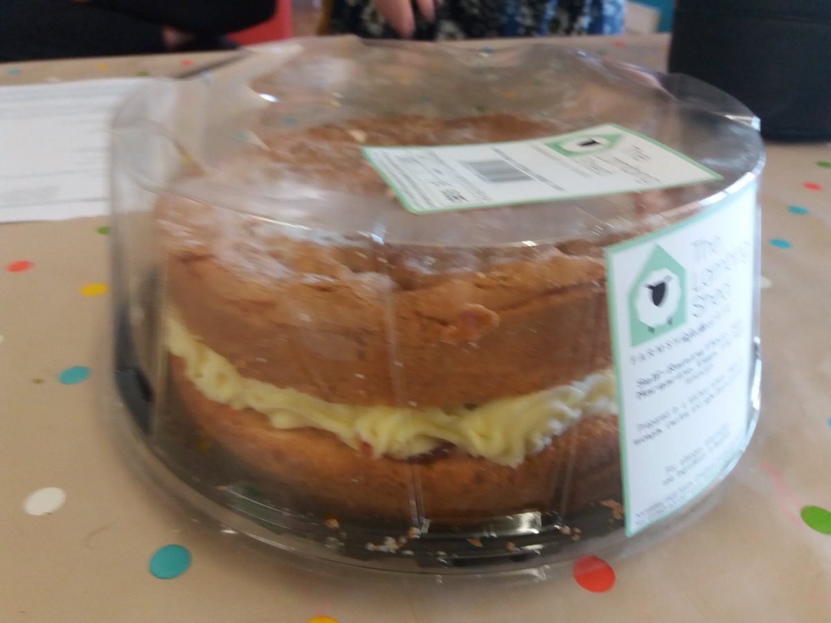 Great way to start a meeting <a href="/TheWelcomeKnuts/">The Welcome</a> @TattonGroup <a href="/homesteadinv/">HomesteadInventories</a> <a href="/knutsfordlions/">Knutsford Lions</a> @CllrAMalloy <a href="/BrickCheshire/">Cheshire Brick</a> to start talking #furniture #reuse #whitegoods #PATesting #popups and more...let the #Networking begin #knutsford #CheshireEast