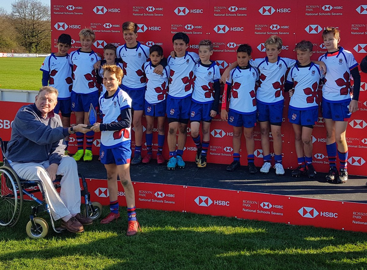 skrumorg's tweet photo. Dulwich College Singapore receiving the SKRUM Fair Play Award on Day 1 of the 2019 Rosslyn Park National Schools 7s Tournament. #rpns7s #dulwichcollegesingapore #schoolsrugby #developmentrugby https://t.co/81yBH1mFRP