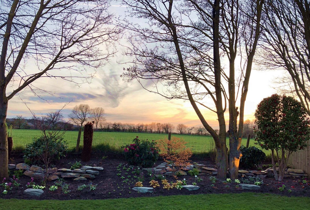 HurleyHouseH's tweet photo. Our newly-replanted rockery will soon be in full bloom. A beautiful photo backdrop, with spectacular sunsets.
#rockerygarden #rockery #sunsetbackdrop #gardenviews #backdrop #backdropwedding #weddingbackdrop https://t.co/eXGAryglOw
