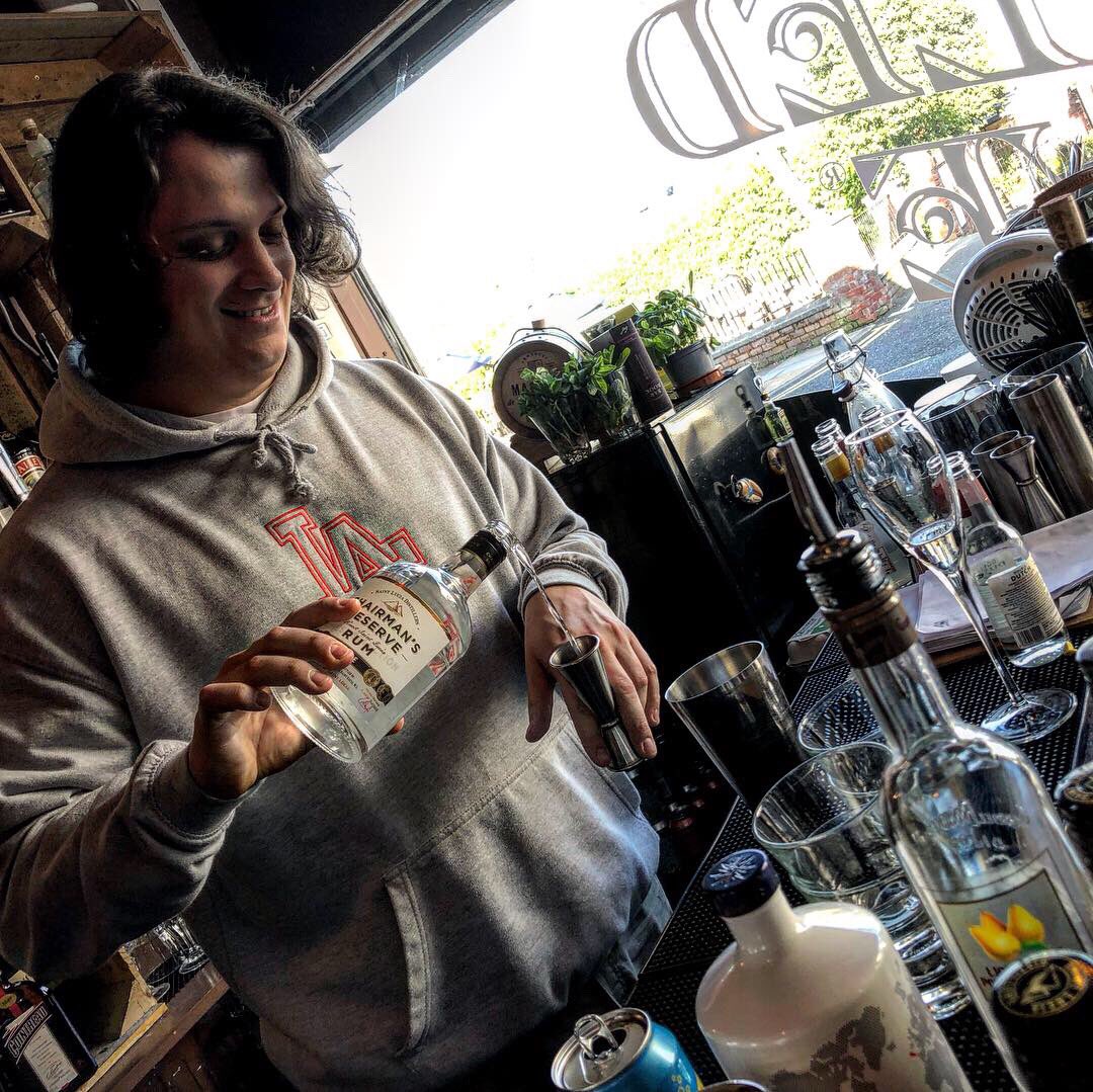 DrinksEnthusist's tweet photo. Always a pleasure to spend the afternoon with @thepickled0live team, talking about @DoubleDutchMix @PereMagloire @ChairmansUK @DistilNo_9 and Marquis Armagnac #liverpool #woolton #pickledolive #training #mondays #twinmagic #tonic #mixers #calvados #armagnac #rum #rumlove #vodka https://t.co/1L7KdOclby