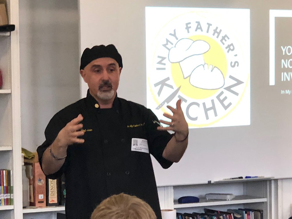 Dms5thgrade's tweet photo. Thank you John Tumino for taking the time to speak with out 5th graders about your wonderful work! #appreciatedifferences #kindnessmatters #jacksongrade5 #dmsgrade5 #inmyfatherskitchen https://t.co/zetxyIe40v