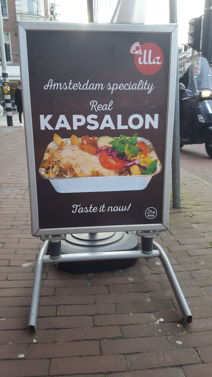 "Amsterdam speciality".
(gespot op Overtoom Amsterdam)
Ha, ha, ha, ha, ha, ha.
De hoogste tijd dat Aboutaleb zijn collega Halsema eensbijpraat over de geneugten van de Rotterdamse keuken.