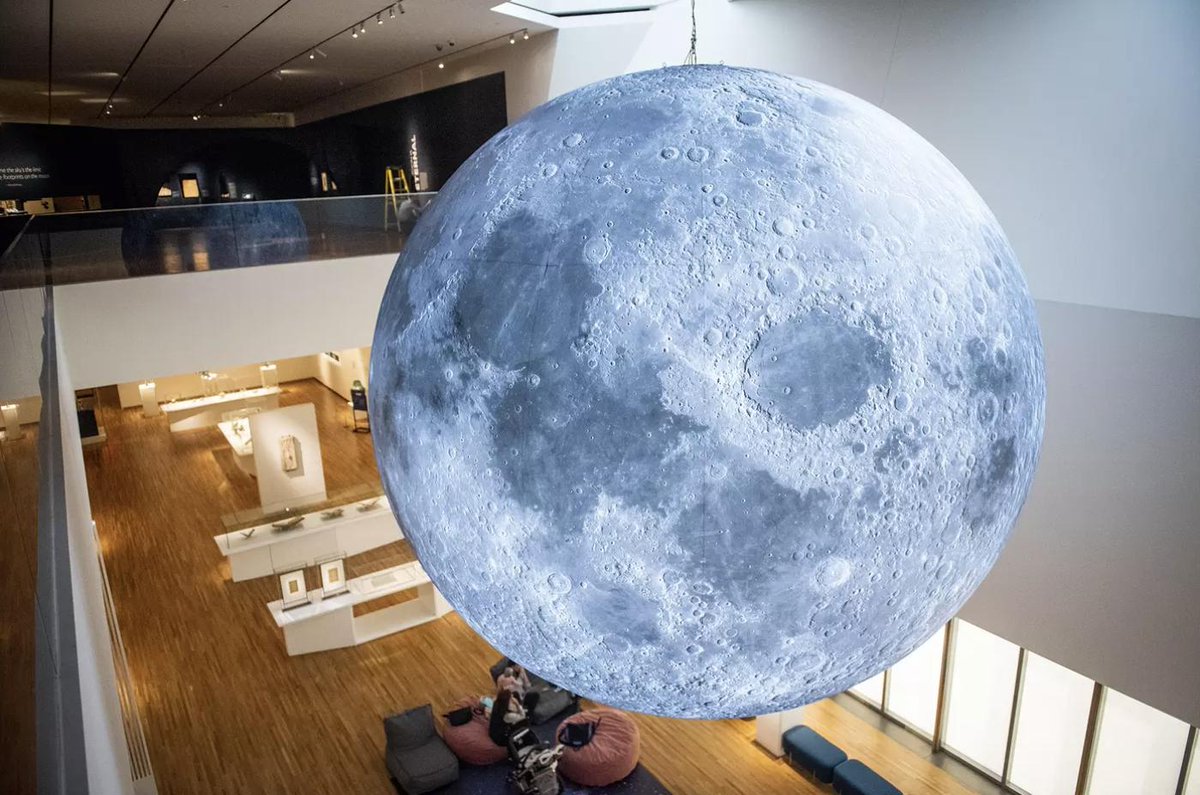 Play_Gr0und's tweet photo. #Toronto is full of amazing and educational facilities like the Aga Khan Museum. Their new exhibit, The Moon: Voyage through time is an incredible piece that delves into the moon’s historical influence on mankind. #PlaygroundCondos https://t.co/o09OV1Fuj4 🌑 https://t.co/rnKUTgI6j0