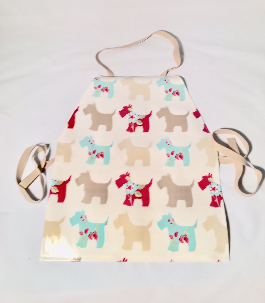 Country Bags and Moore tweet media