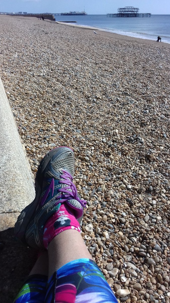 JaneTew16's tweet photo. First time under 50mins for my regular 6.2k run! 🎉 ... and how on earth did I get to this point of actually having a "regular 6.2k run"?! Wow! Jeffing 60:30 intervals rather than my usual 90:30. Feels like I'm on track for the #BM10k next month @fitstate #girlsthatjeff https://t.co/QIJVSBtZKJ