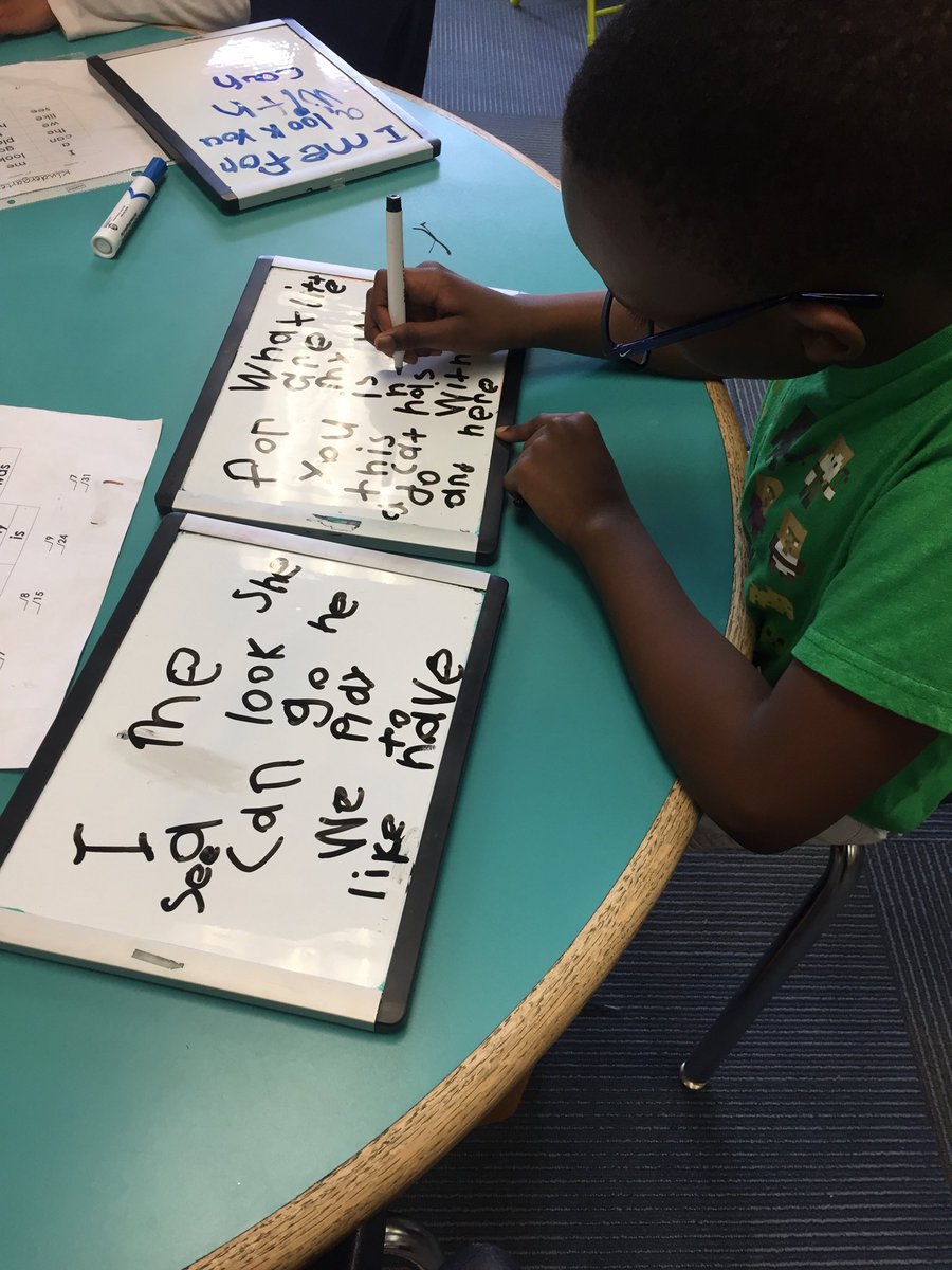 EcoffLibrary's tweet image. Working on word wall words during library time ⁦@EcoffElementary⁩! #ccpslibraries