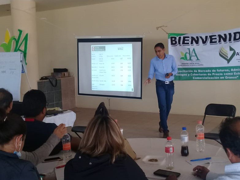 ProductivoC's tweet photo. Ofrecemos una variedad de cursos de capacitación para productores y técnicos de Sector Agroalimentario y Rural. @IsmaelFloresT @az_luis https://t.co/JZkbbFcWN7