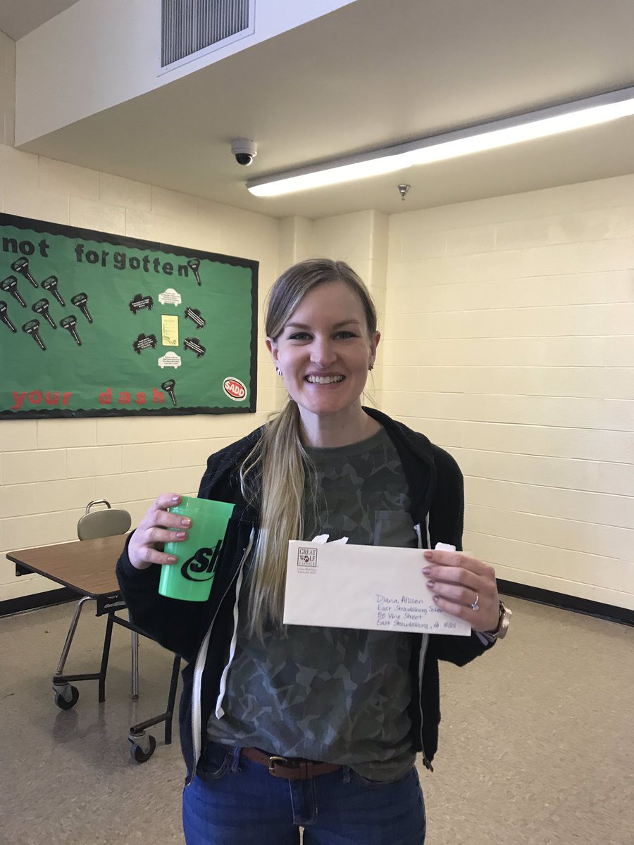 Congratulations, Ms. Tinney, winner of four waterpark passes to Great Wolf Lodge donated by <a href="/GreatWolfLodge/">Great Wolf Lodge</a> #esasd_sit #sit_2019 <a href="/lehmanart678/">LIS Art</a>