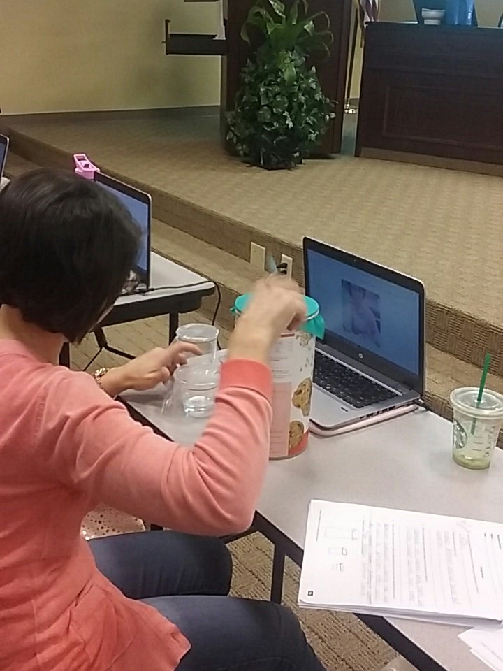 SciCoachOv's tweet image. Ts recording their #FlipgridFever for their students to model their assignment with sounds in science. @WSFCS_Science @Flipgrid @mcwow