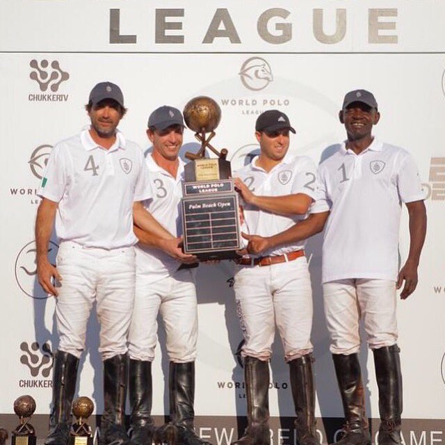 LaDolfinaok's tweet photo. SD Farms se consagró Campeón del Palm Beach Open 2019 tras derrotar a Audi por 11 a 7.
¡Felicitaciones a Adolfito y equipo! 💪🏽🏆
@worldpololeague
#PalmBeachOpen #Champion #SDFarms #AdolfoCambiaso #LaDolfinaPlayers #WorldPoloLeague #WPL #26goal #LaDolfina
-
Ph: @worldpololeague https://t.co/ybwAjBvBDz