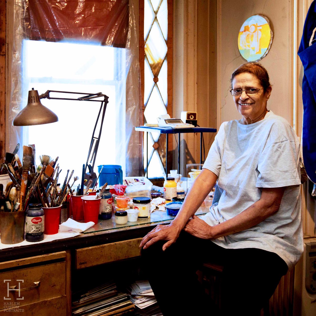 HarlemPortraits's tweet photo. The remarkable #artist #educator and tireless #advocate #BettyBlaytonTaylor at her home studio in 2016 #womeninart #womenshistorymonth #WHM #WHM2019 https://t.co/6J4PdS6qSp