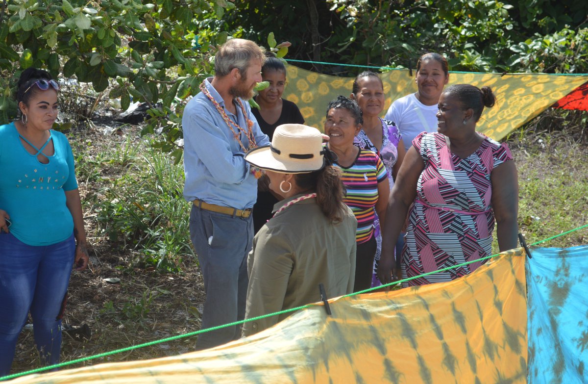 CommonwealthRow's tweet photo. Typically, the most people ever ask, is for a little #help from time to time.
Guyana Foundation took me to meet an #Amerindian community at #Mashabo seeking just that, assistance with #education, #health and #business skills, as they looked to improve the lives of their community https://t.co/9j4JwdF40N