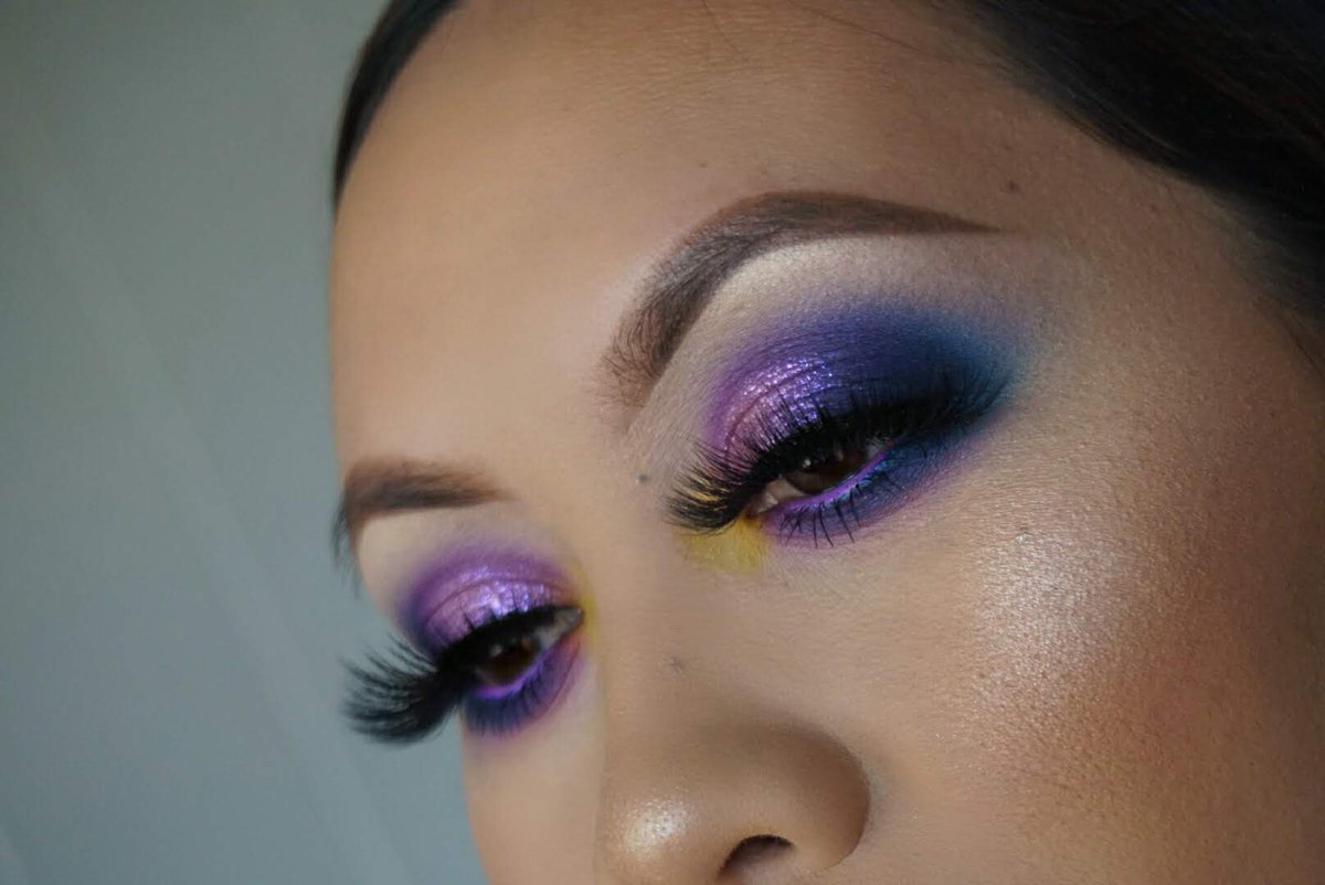 temanarose_'s tweet photo. 💜💛💙 #anastasiabeverlyhills #anastasiabrow #makeuprevolution #jamescharles #jamescharlesxmorphe #morphebrushes #morphe #morphebabe #milani #lorac #smashbox #tarte #tartecosmetics #pixibeauty #pixipretties https://t.co/kWkvjS9QmH