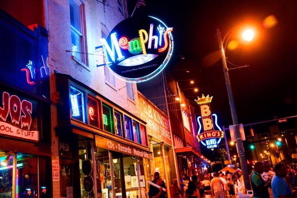 AzureEscapesUK's tweet photo. 🎸 NASHVILLE, MEMPHIS &amp; NEW ORLEANS 

🇺🇸⭐️ 9 nights from £1399pp ⭐️🇺🇸 

From London Heathrow
🚘 Tranfers included
🛏 3 nights at the Hutton Hotel Nashville
🛏 3 nights at the Guest House Graceland
🛏 3 nights at the Bienville House New Orleans

Message for further information! https://t.co/fOxuDrUaQN