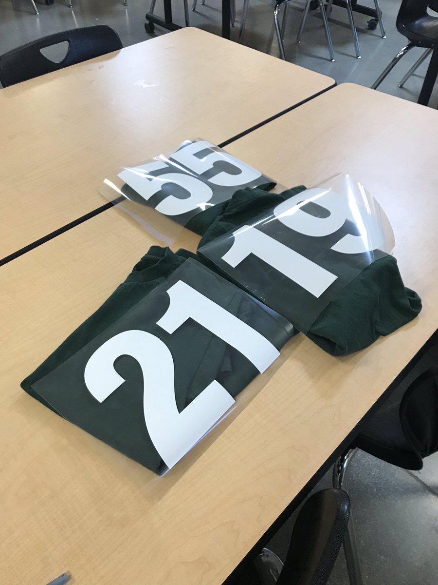 AllieBBogart's tweet photo. Feels like a factory in my Design and Modeling classroom today. Making t-shirts for @CatoMiddle softball team. Epitome of learning by doing, authentic audience. #teambcsd @PLTWorg #catostem https://t.co/WLtHVeXKMB
