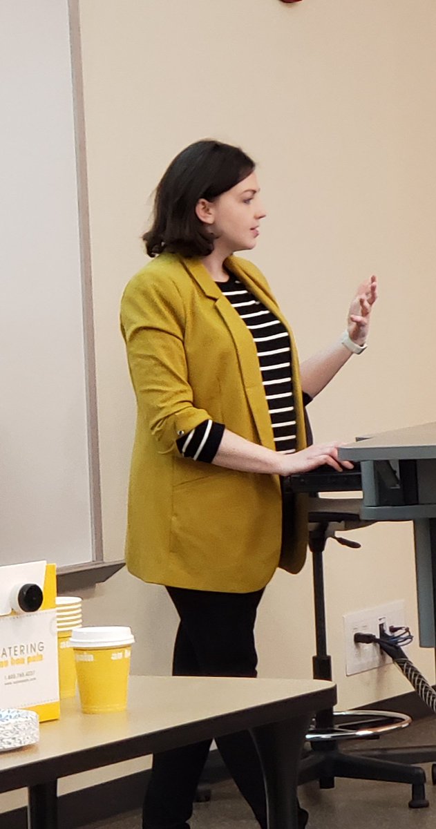 PurdueCIE's tweet photo. Lindsay Hamm, @PurdueLibArts continuing lecturer, sociology, talks about her use of discussion board in her online class, as part of Purdue's Active Learning Community of Practice. #ALCoP #StudentSuccess https://t.co/Nk9YkGCy7r